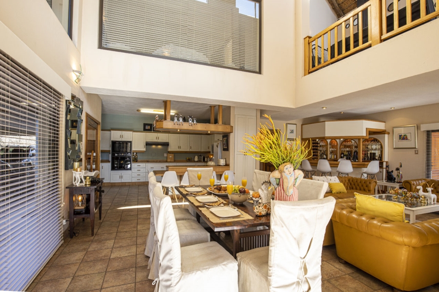 4 Bedroom Property for Sale in Boschenvaal River Front Lodges Free State